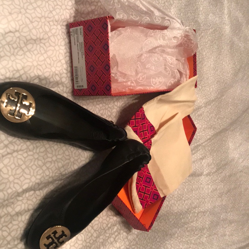 Tory Burch flats